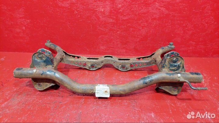 Балка подвески задняя Volkswagen Touran BKC 2005