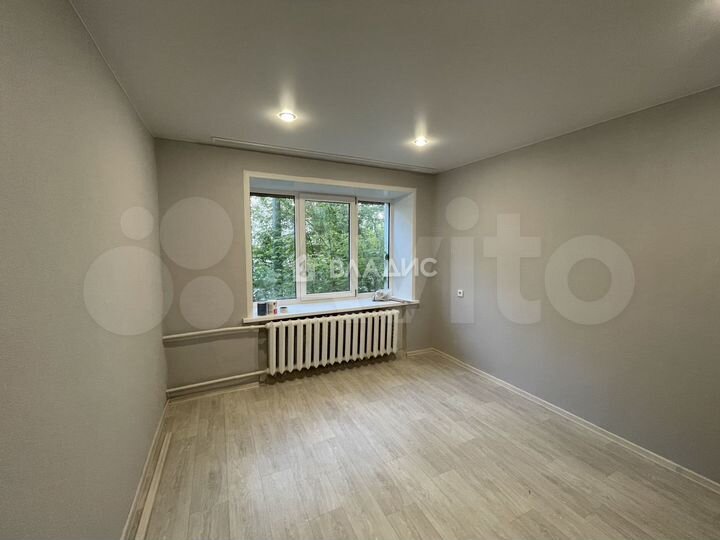 Комната 13,5 м² в 1-к., 1/5 эт.