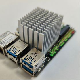 Микрокомпьютер Asus Tinker board