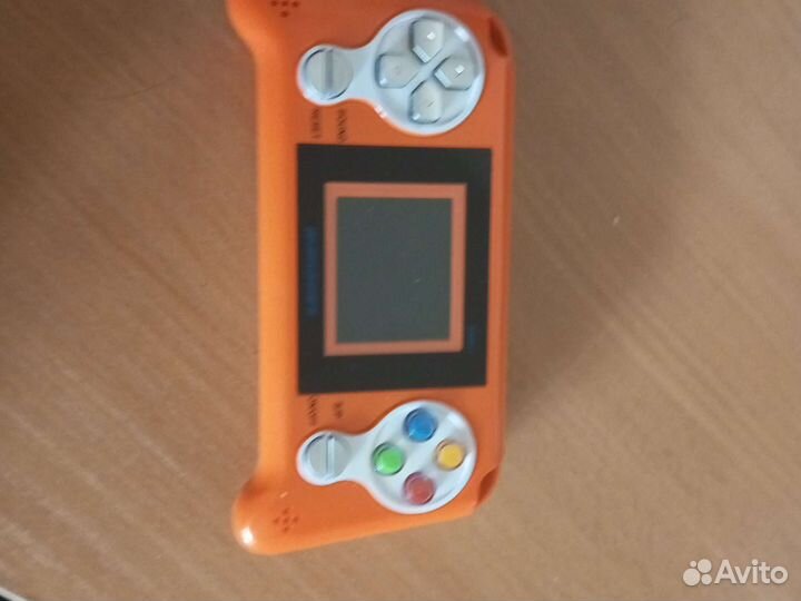 Карманная портативная система с множество игр