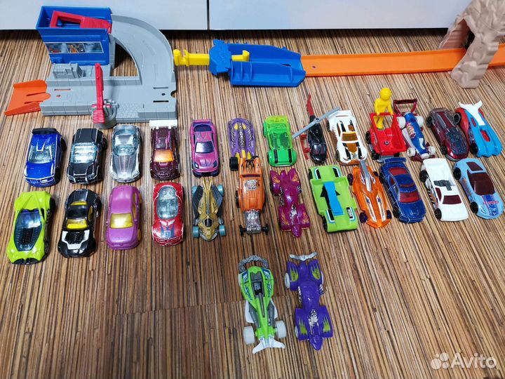 Машинки,хотвилс