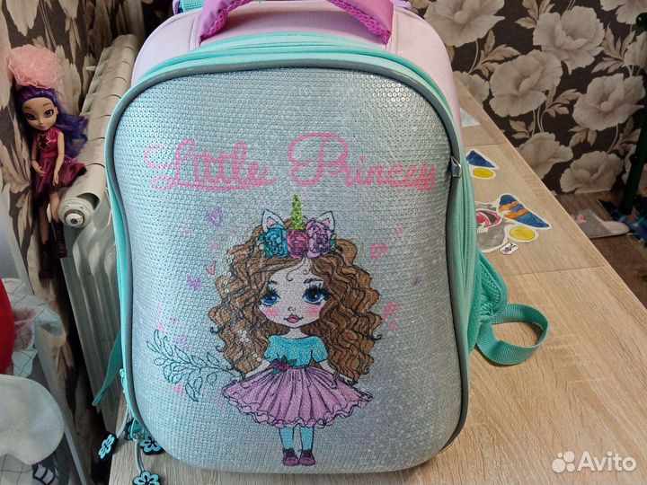 Рюгзак школьный для девочки