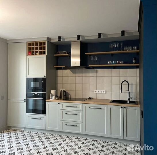 Кухня из шпона с подсветкой на заказ