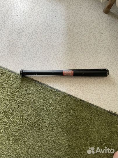Бейсбольная бита