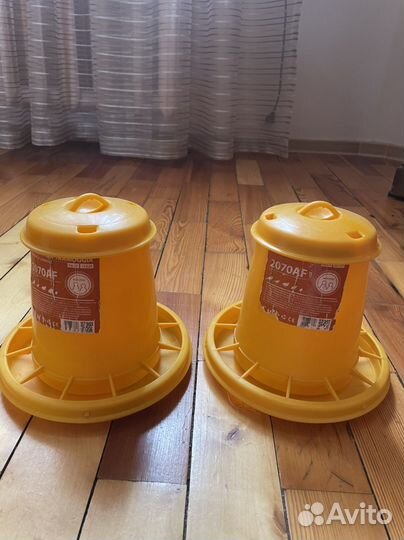 Кормушка для цыплят