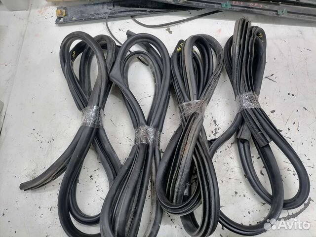 Уплотнитель двери Haima 3 хэчбэк