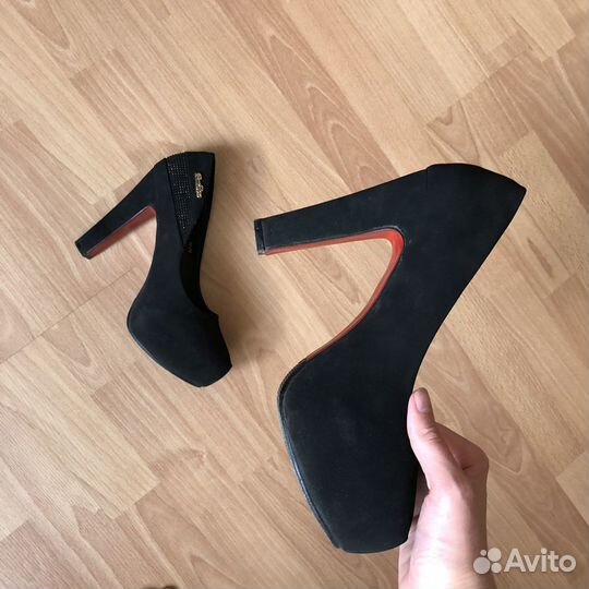 Туфли черные женские