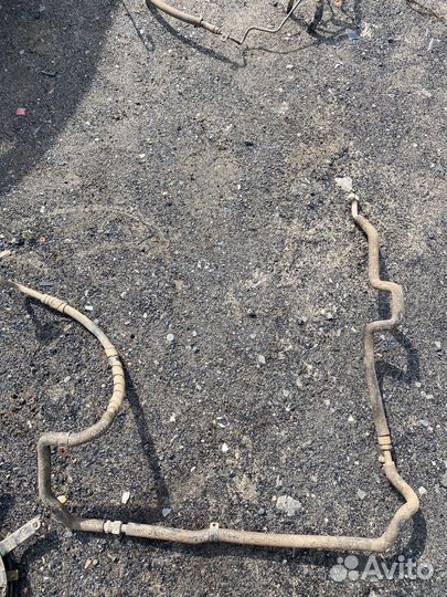 Трубки кондиционера на mitsubishi L200 (96-06)