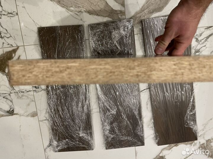 Массивные полки лдсп, ножки столешницы