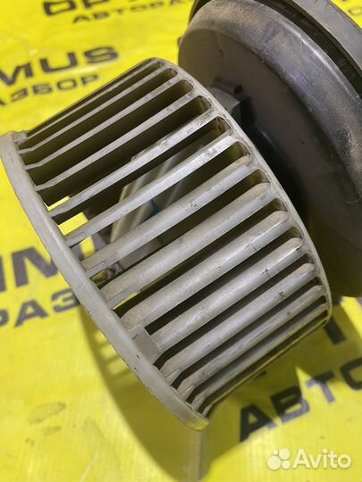 Вентилятор печки Toyota Corolla 100