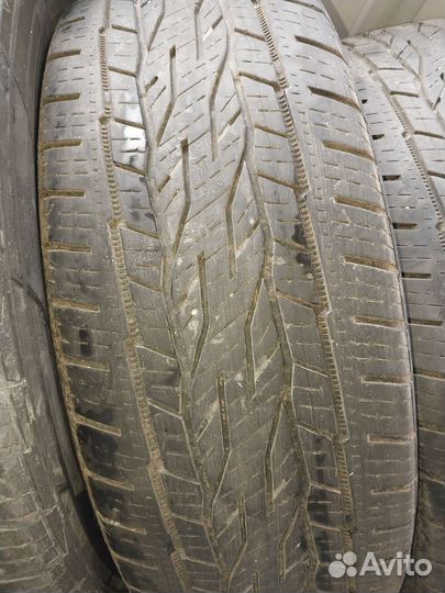 Continental ContiCrossContact LX2 215/60 R17