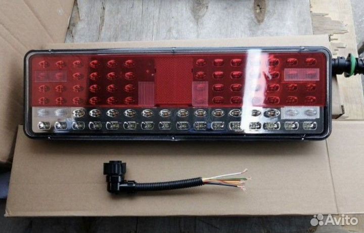 Фонapь зaдний камаз-6520,65115,5490 LED