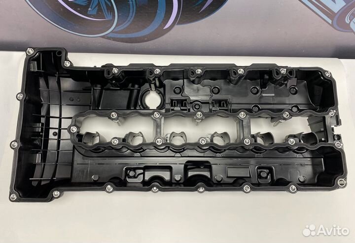 Клапанная крышка BMW 11127565284 1-Series N54B30