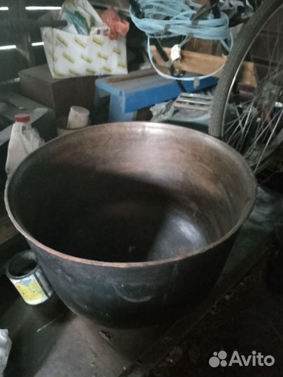 Казан чугунный 100л