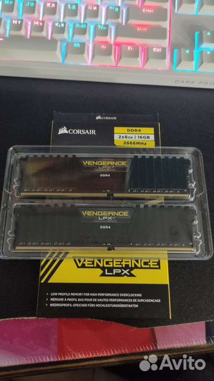 Оперативная память Corsair DDR4 16Gb(8x2) 2666 MHz
