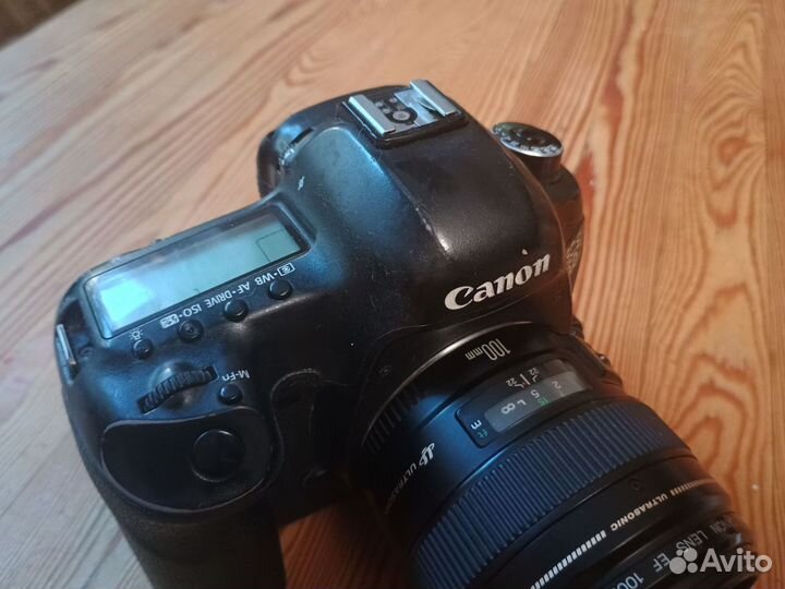 Зеркальный фотоаппарат Canon 5D mark iii