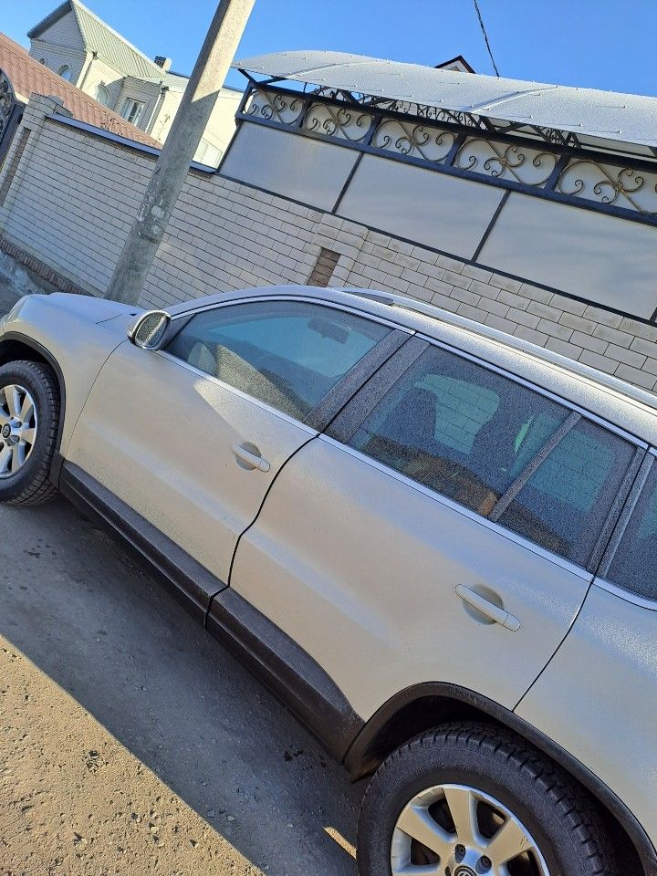 Volkswagen Tiguan: фото владельца
