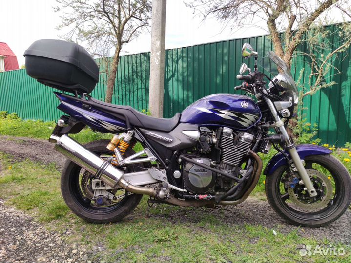 Yamaha XJR1300