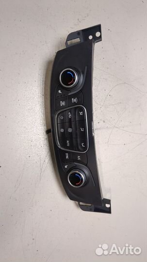 Переключатель отопителя Chevrolet Traverse, 2018