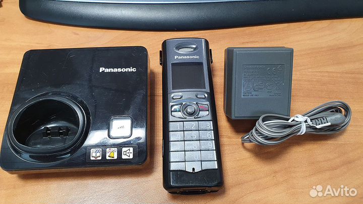 Dect-телефон Panasonic KX-TG 8205