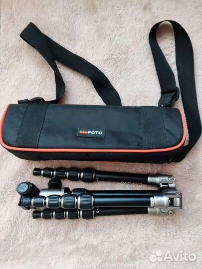 Штатив (трипод для фотокамер)