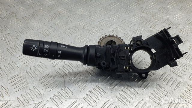 Переключатель поворотов подрулевой Hyundai Solaris