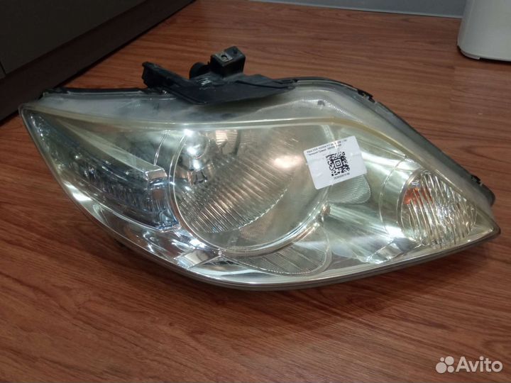 Фары Honda Fit aria 2006