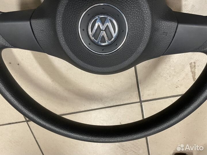 Руль Volkswagen Jetta Golf 5c0419091ah81u