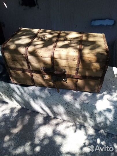 Чемодан дорожный