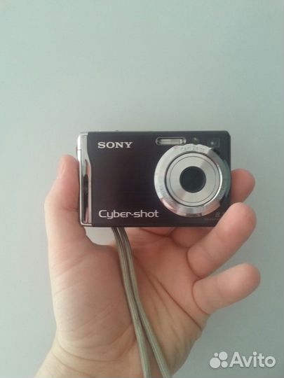 Фотокамера Cyber-shot W90