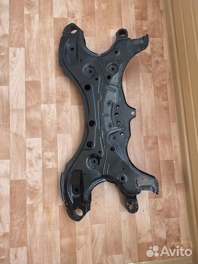 Подрамник передний Toyota avensis t 250