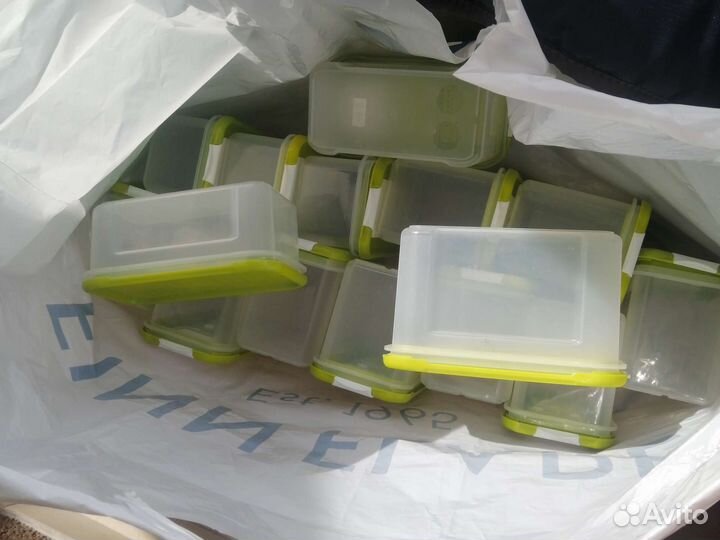 Контейнеры пластиковые 20 штук