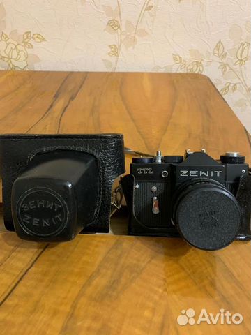 Плёночный фотоаппарат zenit