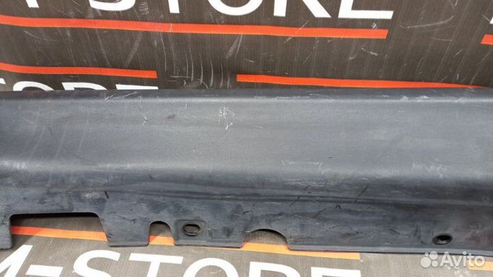 Накладка на порог левая Bmw X5 E70 N62B48B 2007