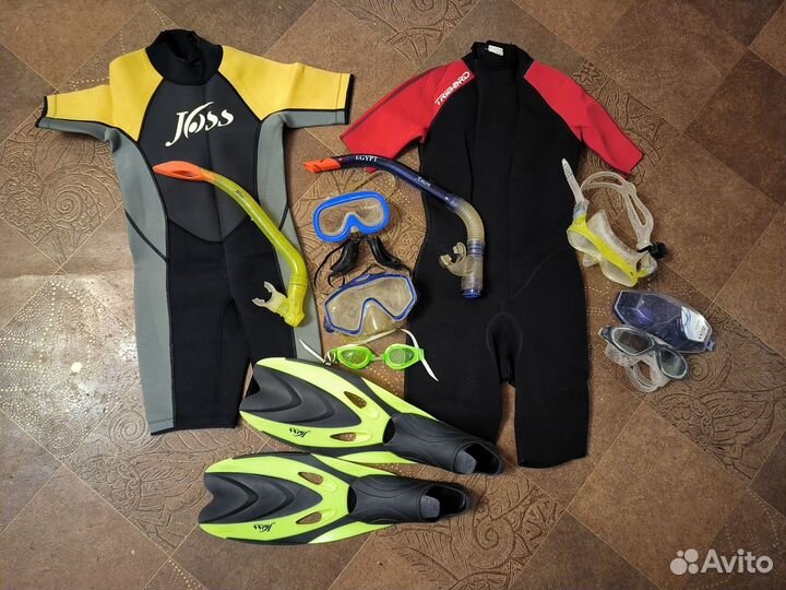 Гидрокостюм,маска,трубка,ласты,очки для плавания