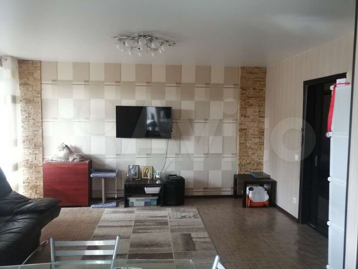 4-к. квартира, 72 м², 3/9 эт.