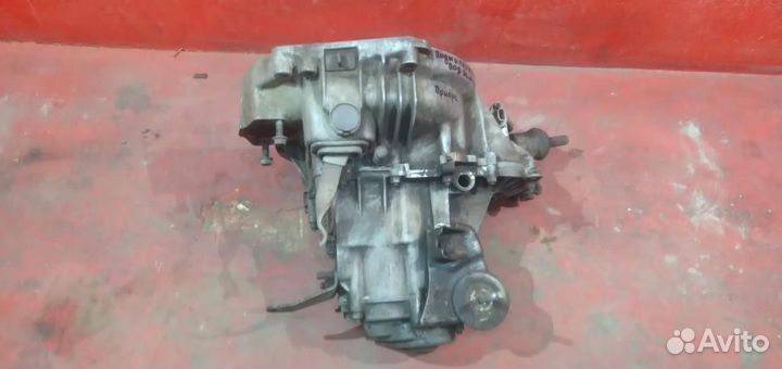 Приора коробка МКПП 2 болта подшипники под замену