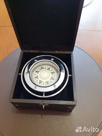 Компас подарочный