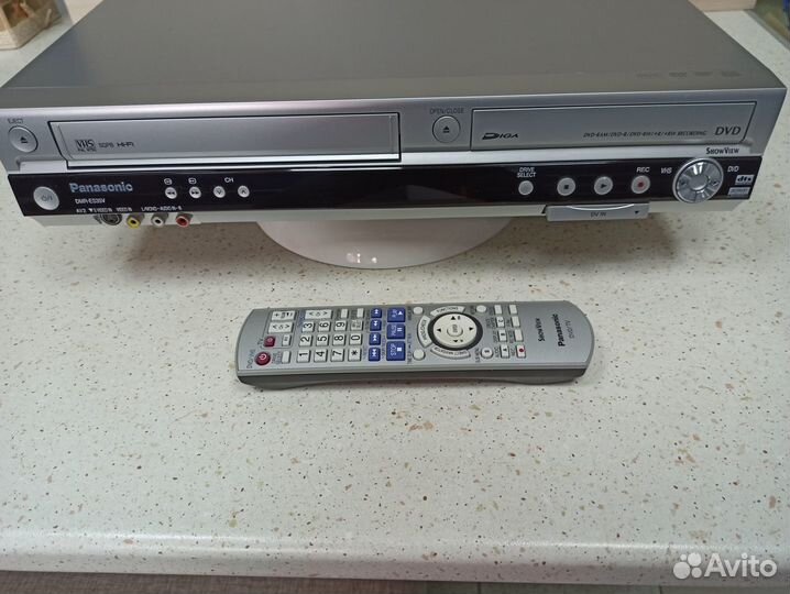DVD/VHS рекордер Panasonic DMR-ES35V