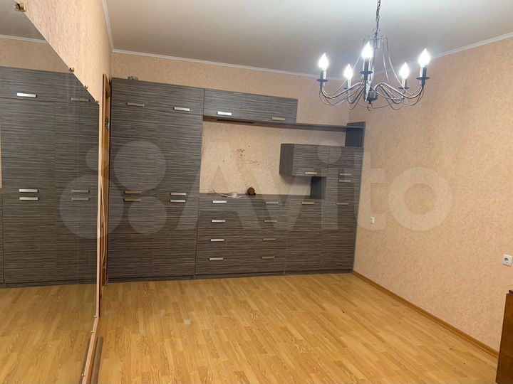 2-к. квартира, 51 м², 9/10 эт.