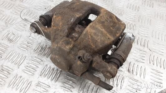 Суппорт тормозной передний правый mini cooper R56