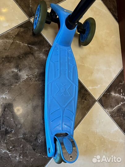 Самокат детский трехколесный