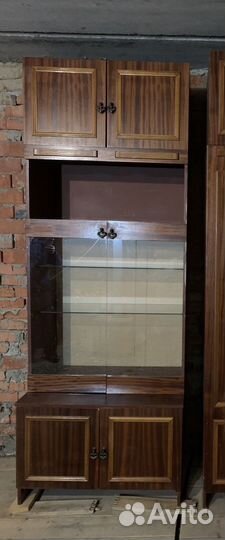 Шкаф сервант