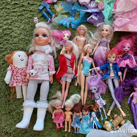 24 куклы с платьями, домаш животными, детьми