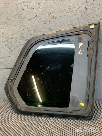 Форточка кузова задняя левая Bmw X7 G07 M-pack