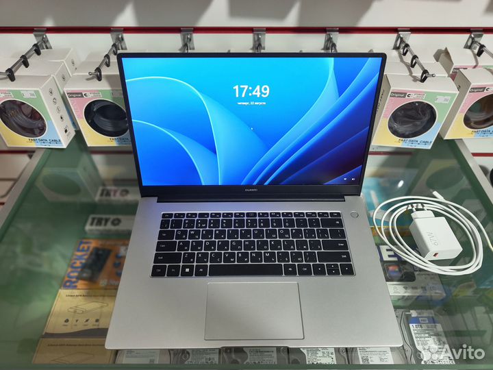 Huawei MateBook dD15