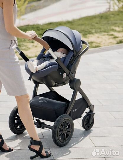 Коляска Happy baby Mommer pro 3 в 1