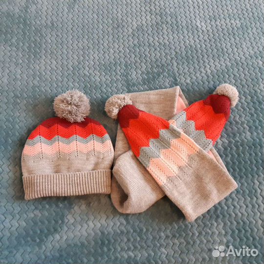 Комплект шапка и шарф для девочки