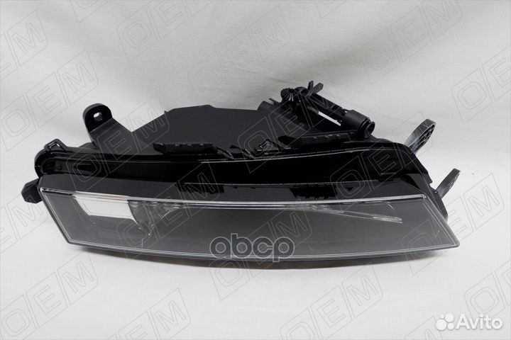 Фара противотуманная левая Skoda Octavia 3 A7