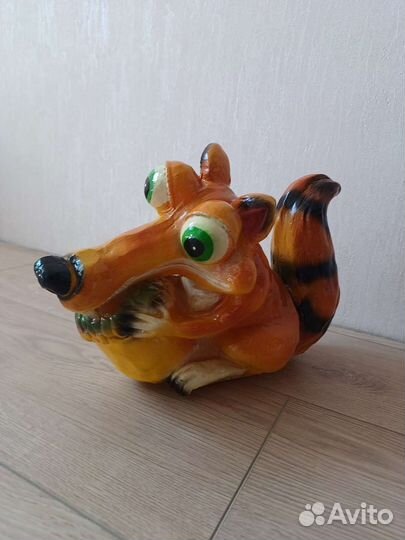 Копилка статуэтка Белка